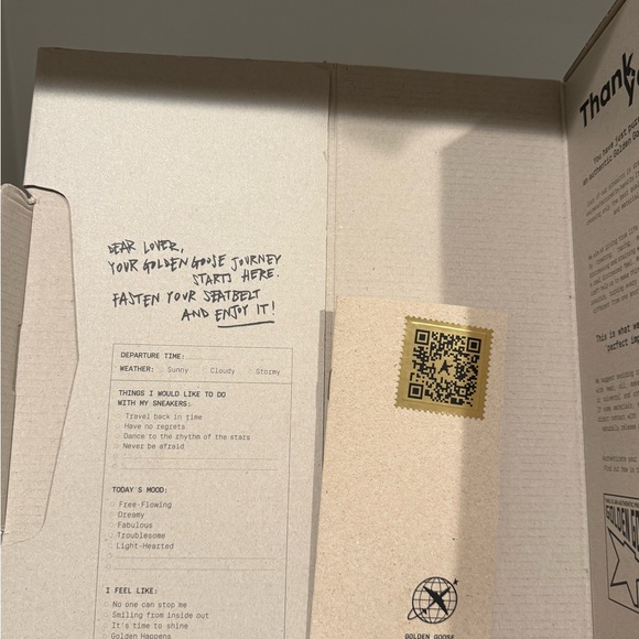 Golden Goose Super Star Classic Sneakers - Picture 9 of 12